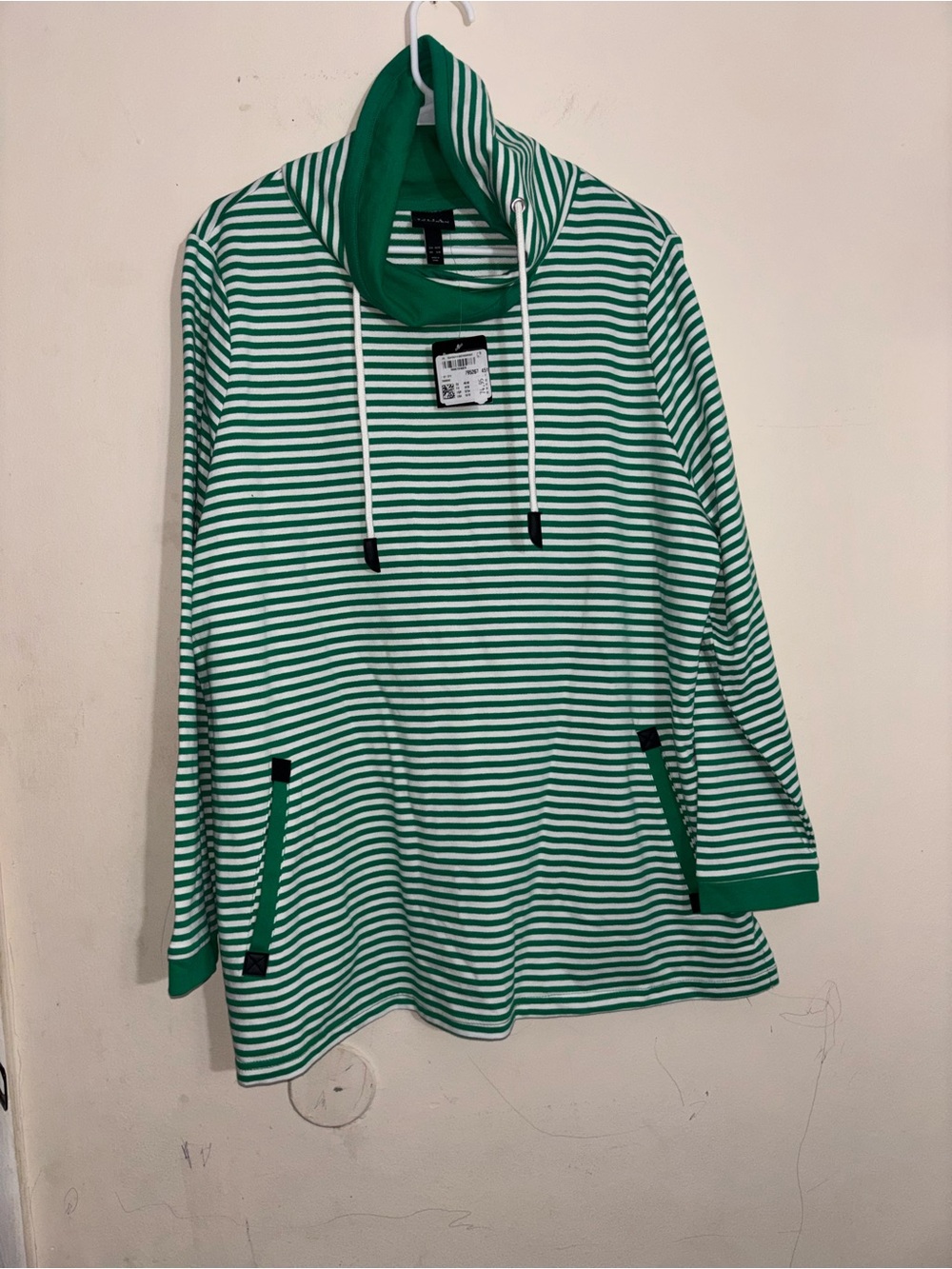 Ulla Popken Horizontal Stripe
Stand-Collar Long-Sleeve
Sweatshirt Size 16/18